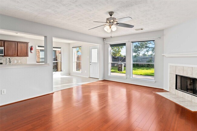 Building Photo - 19914 Shore Meadows Ln