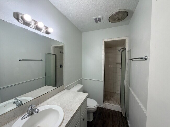 Building Photo - Three Bedroom Duplex