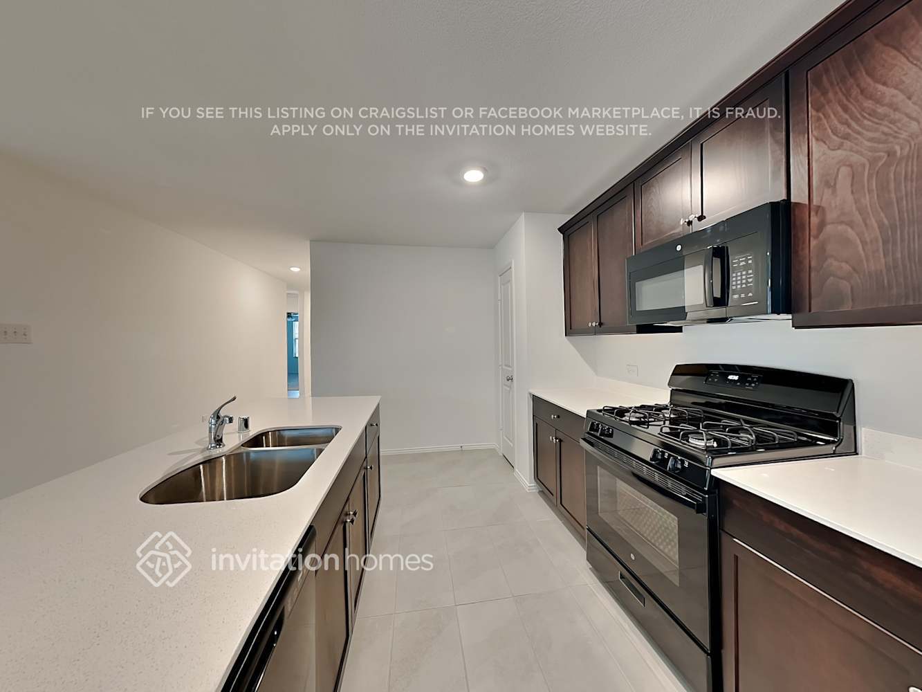 Building Photo - 316 Pueblo Bonito Trl