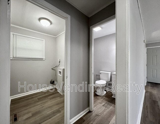 Building Photo - 310 Norris Ave