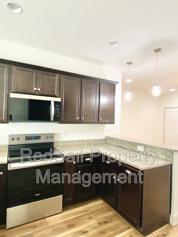 Building Photo - 5309 Rhoda Ln
