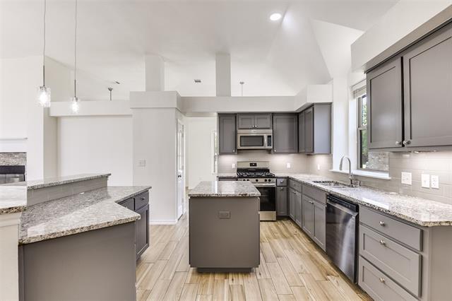 Building Photo - 8518 Linda Vista Dr