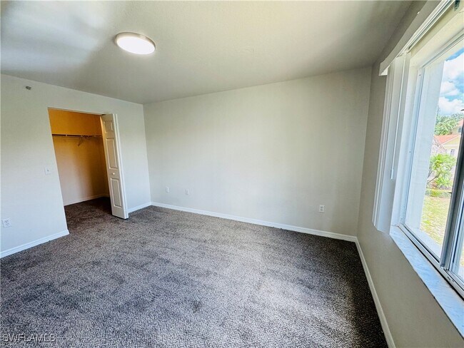 Building Photo - 8284 Key Royal Cir