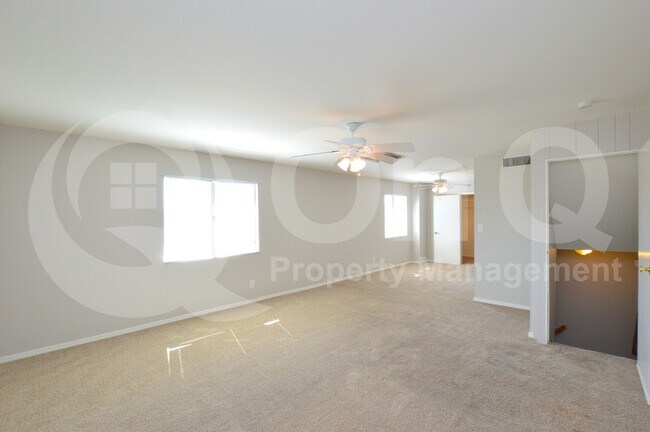 Building Photo - 1623 E Palmcroft Dr