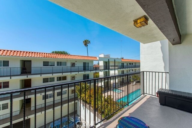 Building Photo - 1720 Ardmore Ave