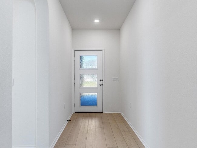 Building Photo - 12501 Chumleys St