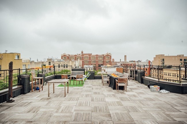 Floorplan - 210 Humboldt St