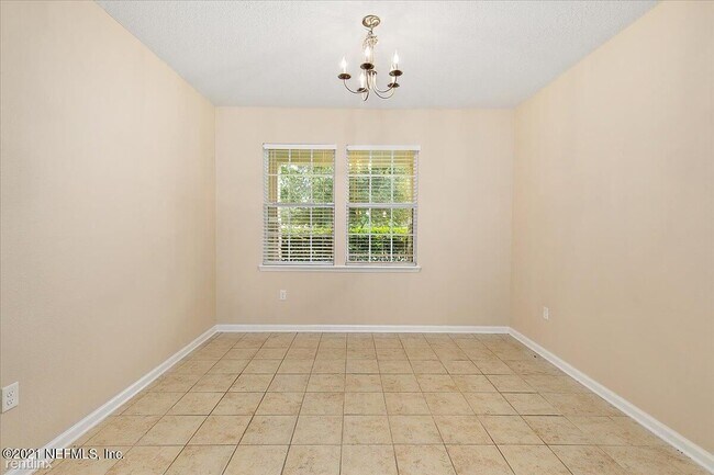 Building Photo - 5 br, 3 bath House - 4337 Green Acres Ln