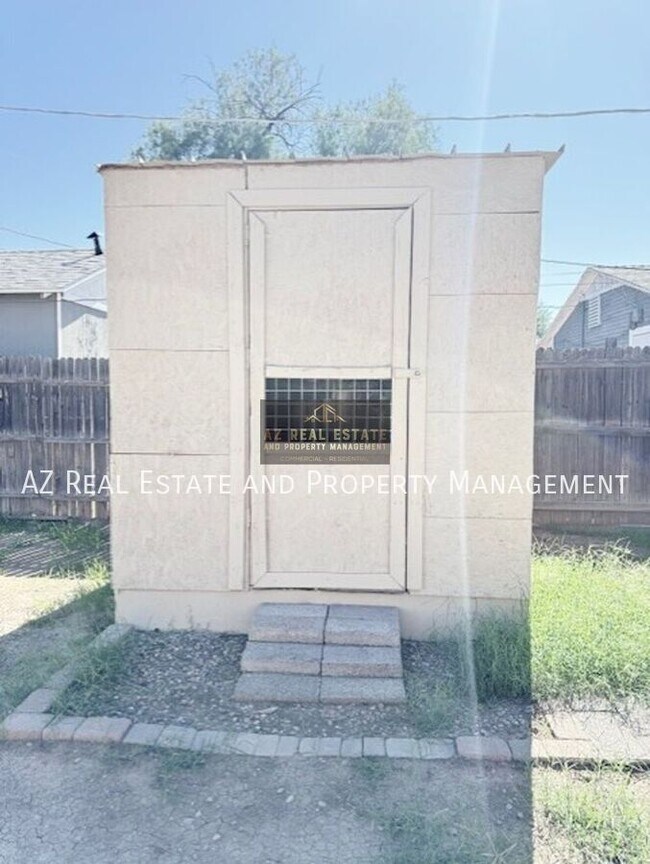 Building Photo - 3809 N 9th Pl