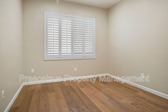 Building Photo - 1710 Ravenrock Ct