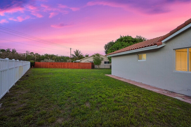 Building Photo - 2881 NW 98th Way