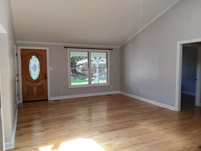 Building Photo - 4331 NC-24