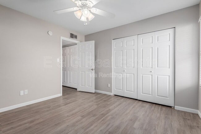 Building Photo - 4530 E Camino Cir