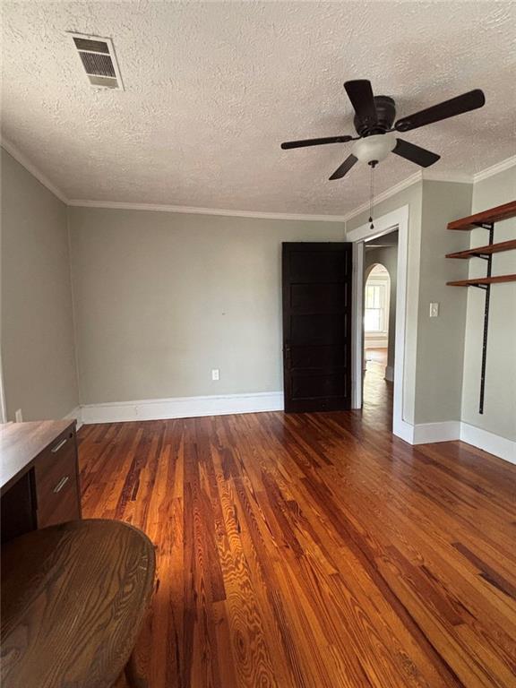 Building Photo - 332 Carr St