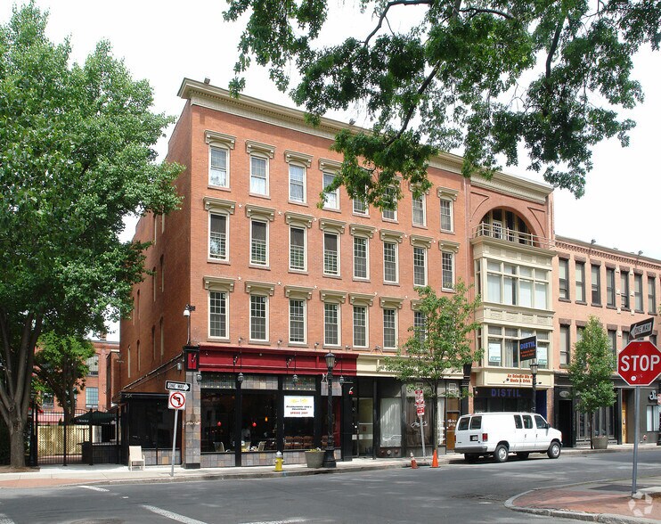 Building Photo - 254-270 Worthington St