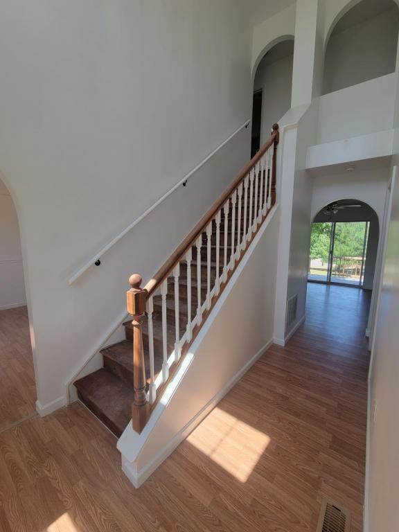 Building Photo - 101 Hemlock Ct