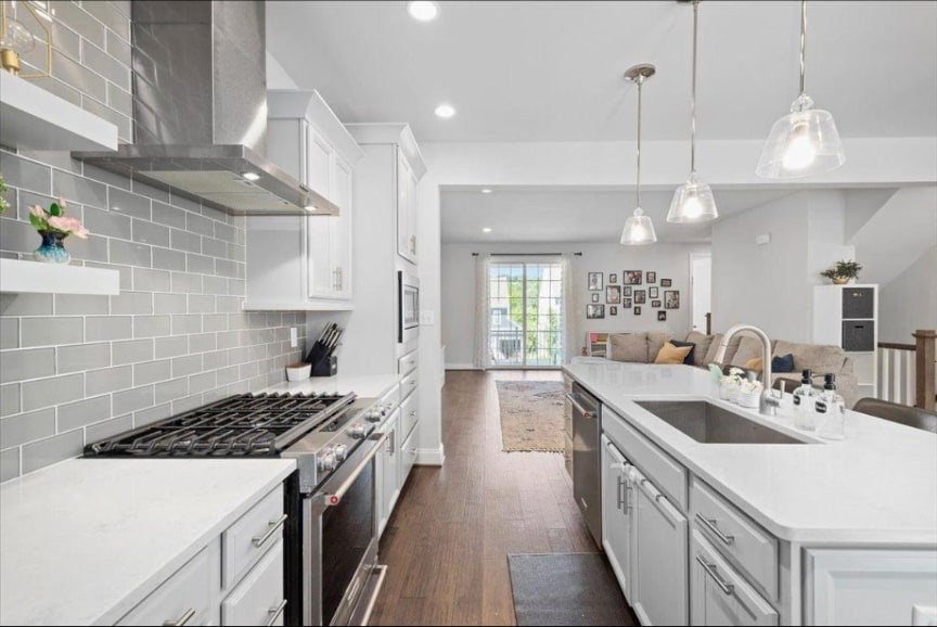 Building Photo - 2131 Westcott Ln