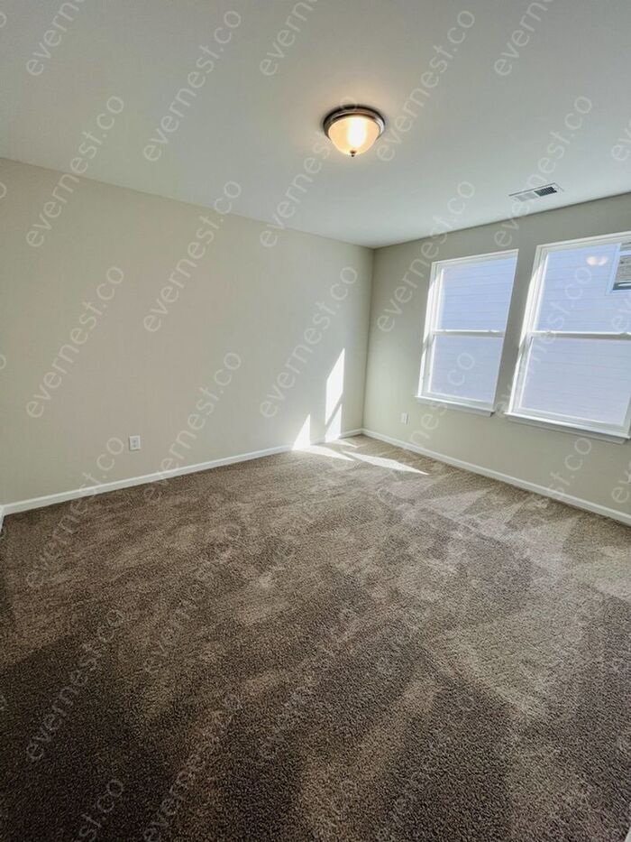 Building Photo - 8112 Warbler Wy