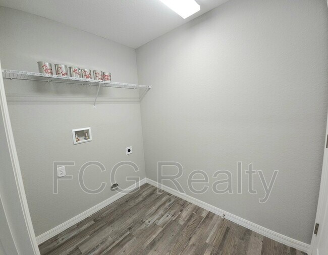 Building Photo - 6312 SW 134th Loop