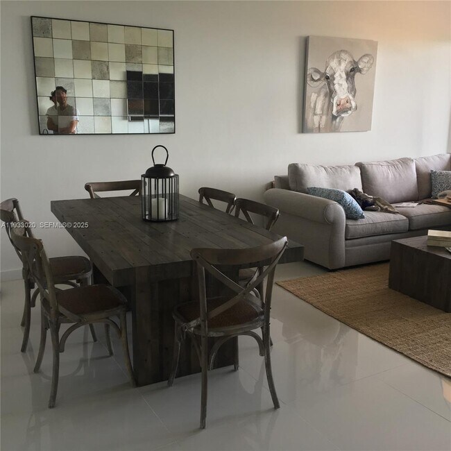 Building Photo - 201 Crandon Blvd