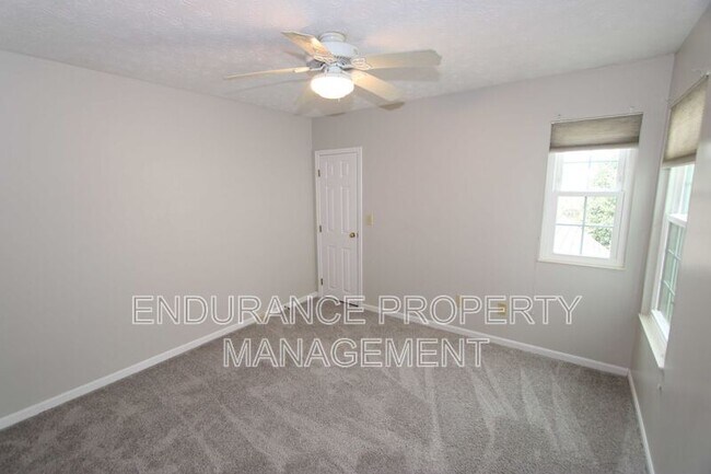 Building Photo - 482 Madeira Ct