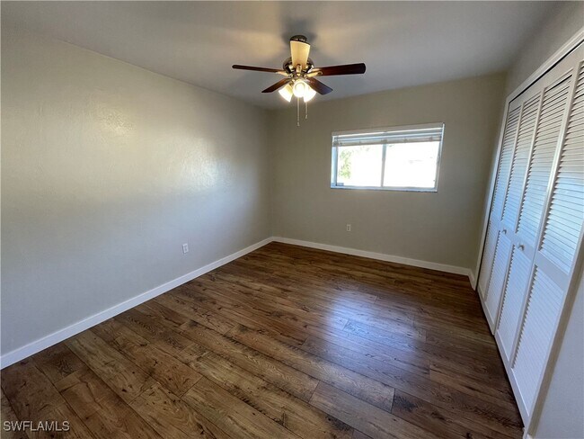 Building Photo - 2395 Naples Trace Cir