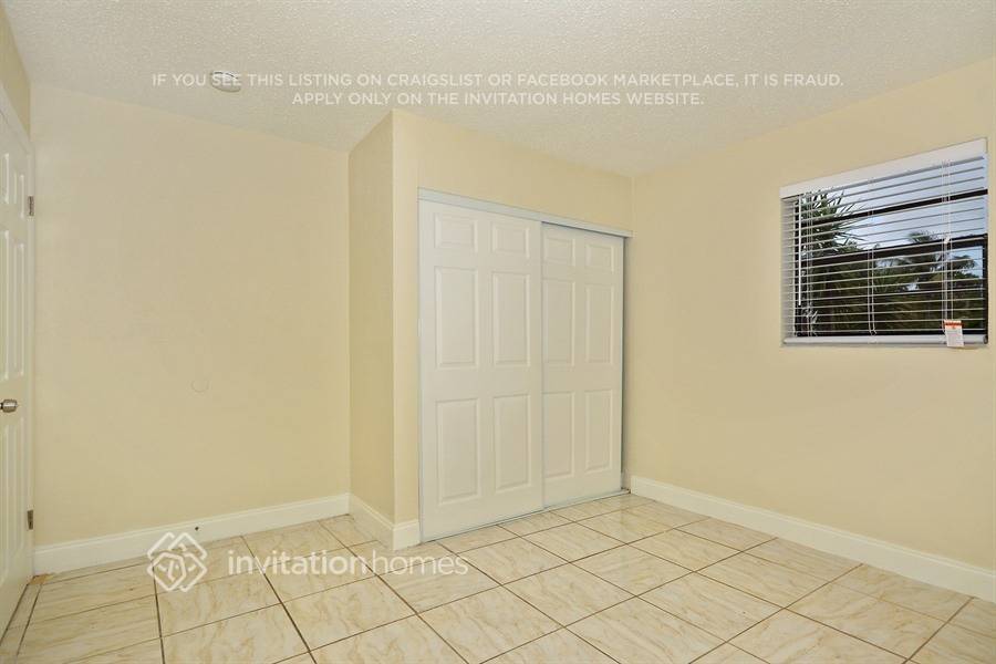 Building Photo - 3792 SW 19th St
