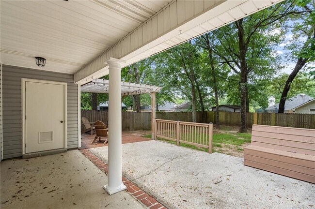 Building Photo - 1051 McNeil Ave