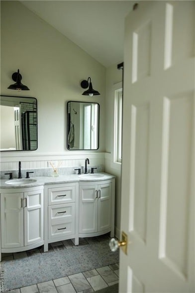 Building Photo - 1361 Elbow Rd