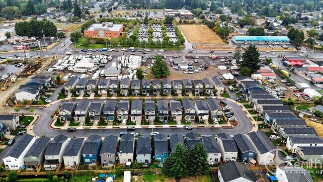 Building Photo - 13748 NE 66th Wy