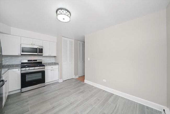 Building Photo - 8054 Niles Ave