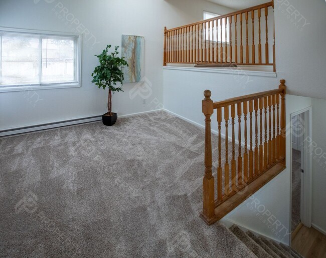 Building Photo - Single Family Home for Rent in Rifle