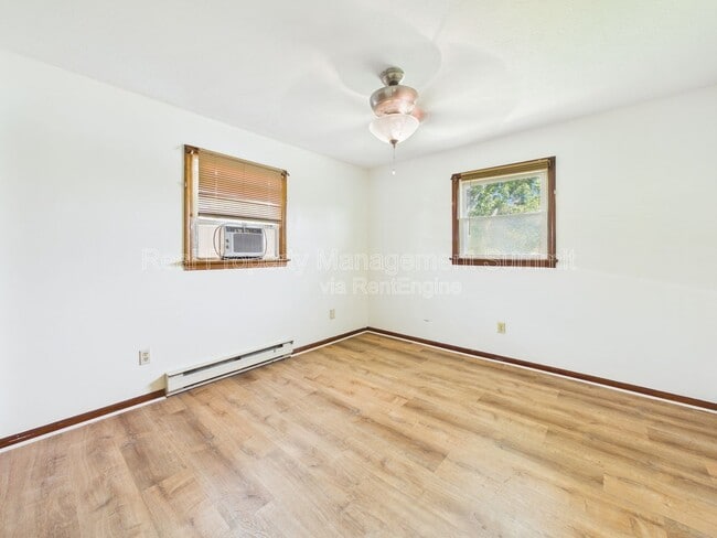 Building Photo - 530 Highland Ave