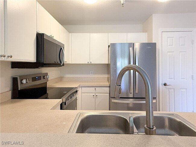 Building Photo - 4500 Botanical Pl Cir