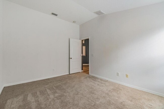 Building Photo - 30120 Sotogrande Loop