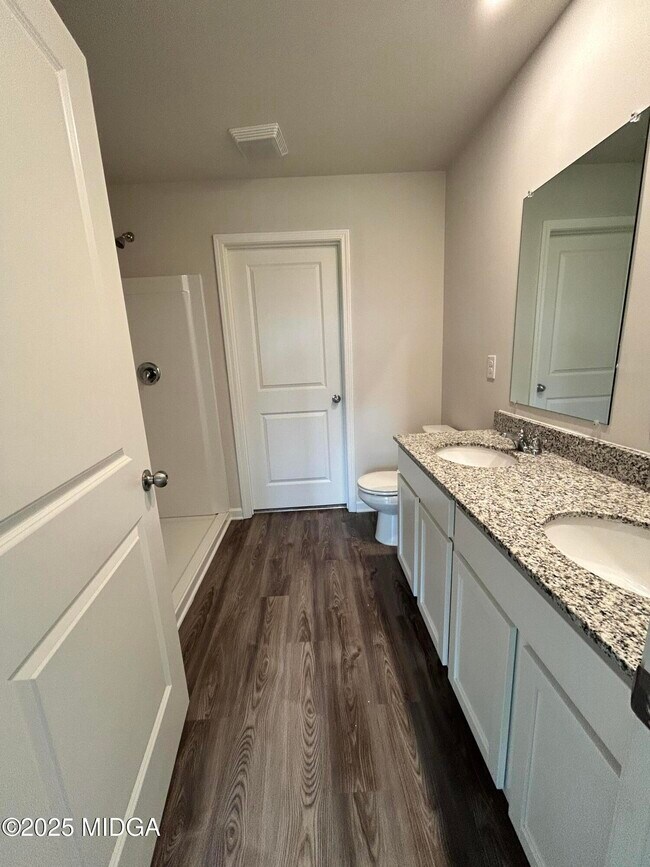 Building Photo - 272 Laurel Springs Dr