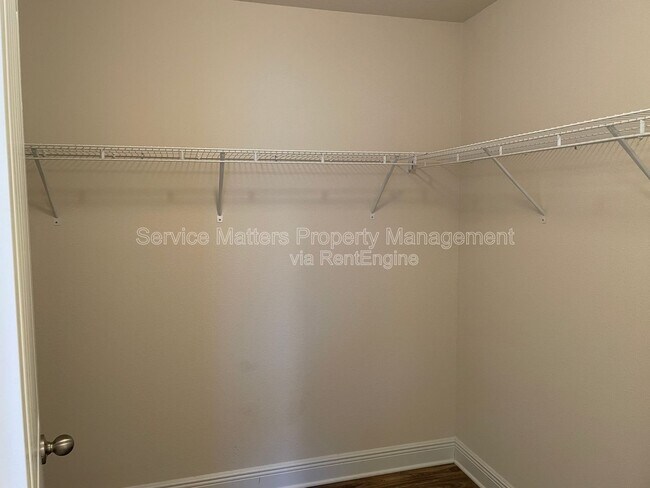 Building Photo - 7954 Nalo Creek Loop