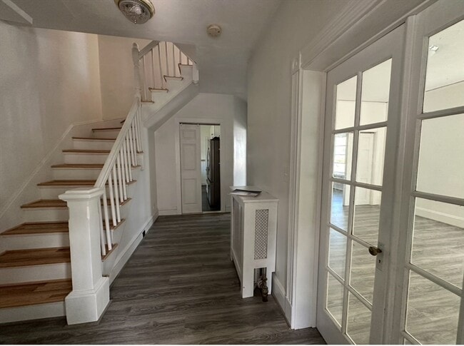 Building Photo - 130 Taylor St