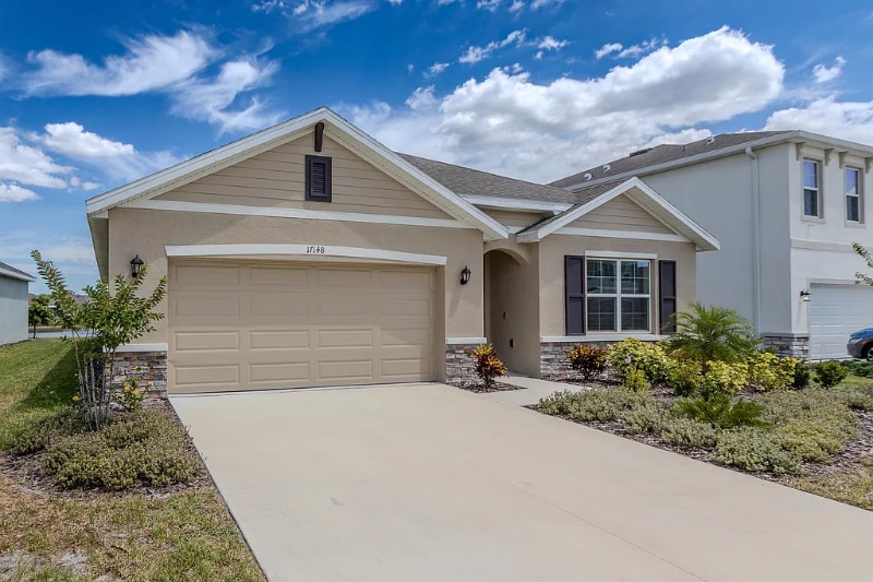 Building Photo - 17148 Reserva Dr