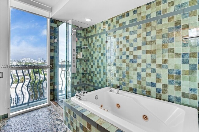 Building Photo - 1500 Ocean Dr