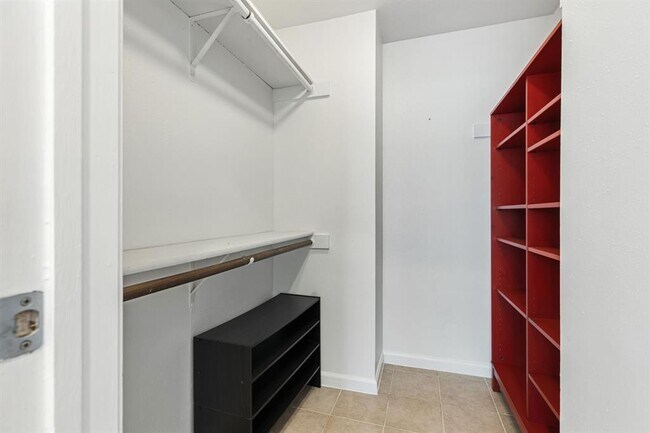 Building Photo - 8801 Hammerly Blvd