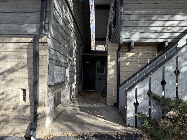 Building Photo - 1324 Balsam Ave