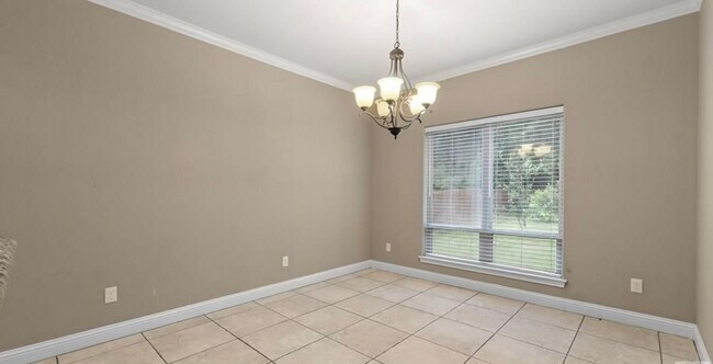Building Photo - Hidden Acres Home for Lease!