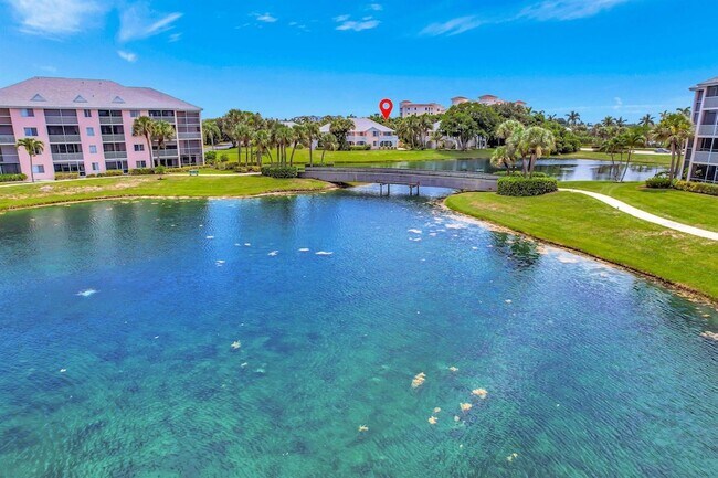 Building Photo - 353 S US Hwy 1