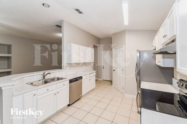 Building Photo - 12262 Gehrig Dr