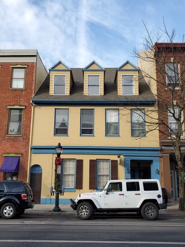 Building Photo - 34 S Hanover St