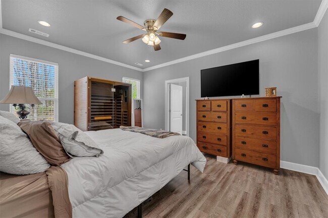 Building Photo - 25 Ruthwell Dr