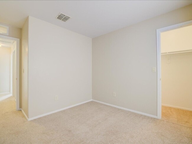 Building Photo - PRICE REDUCTION!!!