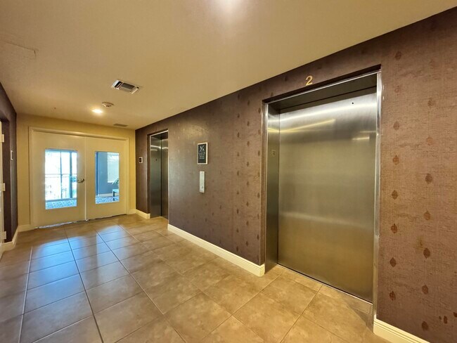 Building Photo - 4907 Midtown Ln