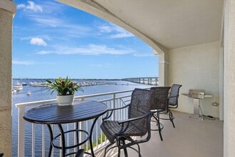 Building Photo - 775 NW Flagler Ave